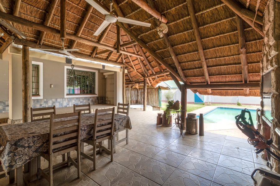 6 Bedroom Property for Sale in Melodie North West